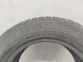 Volkswagen Golf II R16 winter tire TOYO