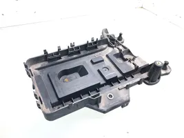 Volkswagen Golf VI Battery tray 1KM915333