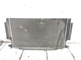 Toyota Avensis T270 Dzesēšanas šķidruma radiators 164000R061B