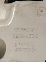 Toyota Avensis T270 Priekinis žibintas 8116605310
