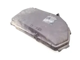 Mercedes-Benz S W220 Fuse box cover 2205400182