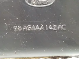 Ford Focus Ramka / Moduł bezpieczników 98AGX14A142AC