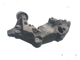 Opel Vivaro Generator/alternator bracket 8200527320