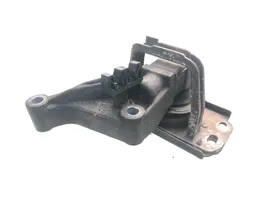 Opel Vivaro Engine mount bracket 8200378211