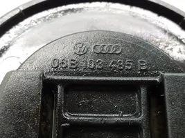 Ford Galaxy Öljysäiliön täyttöaukon korkki 06B103485B