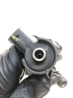 Hyundai i30 Injecteur de carburant 338002A900