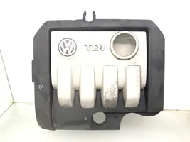 Volkswagen PASSAT B6 Engine cover (trim) 03G103925BR