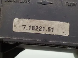 Volkswagen PASSAT B4 Débitmètre d'air massique 71822151