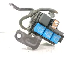 Hyundai i30 Module de fusibles 952102E000