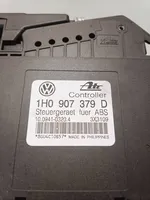 Volkswagen PASSAT B4 Engine control unit/module 1H0907379D