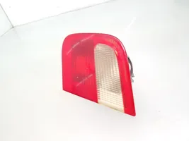 BMW 3 E46 Lampy tylnej klapy bagażnika 8364924