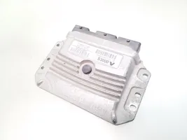 Renault Clio III Calculateur moteur ECU 8200504593