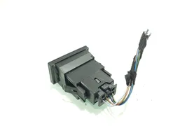 Volkswagen Touareg I Seat heating switch 7l6963563b