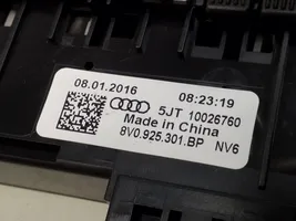 Audi A3 S3 8V Przycisk świateł awaryjnych 8V0925301BP