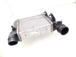 Audi A4 S4 B7 8E 8H Chłodnica powietrza doładowującego / Intercooler 70820721