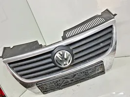 Volkswagen PASSAT B6 Grille calandre supérieure de pare-chocs avant 3C0853651