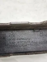 Volkswagen PASSAT B6 Apdailinė priekinio bamperio juosta 3C0807646A