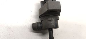 BMW 7 E38 Vacuum valve 1433602