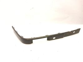 BMW 3 E30 Rivestimento del pannello parte angolare del paraurti anteriore 51111945908