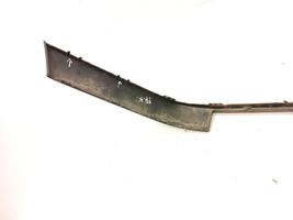 BMW 3 E30 Rivestimento del pannello parte angolare del paraurti anteriore 51111945907