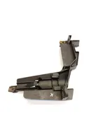 BMW 3 E46 Staffa faro/fanale 58201L