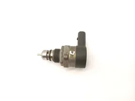 BMW 3 E46 Degvielas spiediena regulators 0281002481