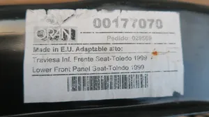 Seat Toledo II (1M) Traversa del paraurti anteriore 00177070