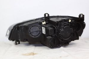 BMW X5 E70 Lampa przednia 7223746