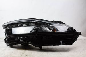 Nissan Qashqai J12 Lampa przednia 100-8D02G