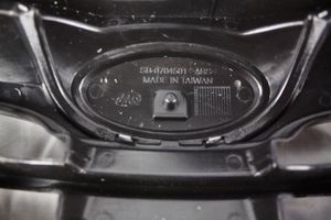 Subaru Impreza III Grille calandre supérieure de pare-chocs avant SB07045GA