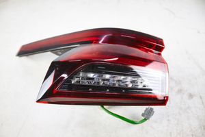 Nissan Qashqai J12 Lampa tylna 220-8D03F