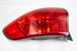 Subaru B9 Tribeca Lampa tylna 2XL946095