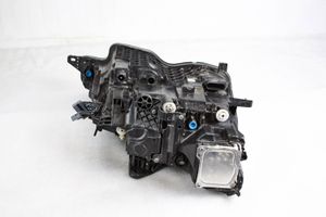 Volvo S60 Lampa przednia 32228809