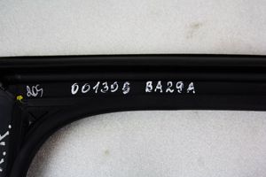 Skoda Fabia Mk3 (NJ) Rivestimento modanatura del vetro della portiera posteriore 6V6839431