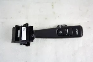 Volvo V40 Cross country Leva/interruttore dell’indicatore di direzione e tergicristallo 31456042