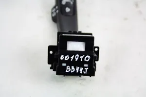 Volvo V40 Cross country Interruptor/palanca de limpiador de luz de giro 31456042