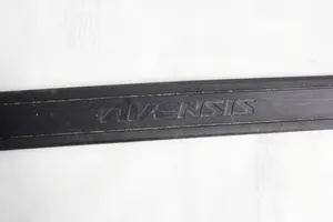 Toyota Avensis T270 Garniture marche-pieds avant 6791205040