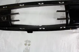 KIA Sportage Grille inférieure de pare-chocs avant 