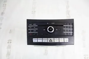 Mercedes-Benz E W212 Radija/ CD/DVD grotuvas/ navigacija A2189003304