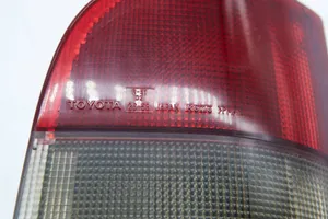 Toyota Hiace (H200) Lampa tylna 