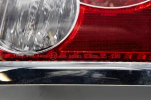 Toyota Avensis T250 Feux arrière / postérieurs 