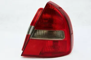 Mitsubishi Carisma Luci posteriori 151086