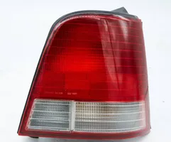 Honda Odyssey Aizmugurējais lukturis virsbūvē 0431239