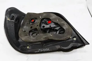 Subaru Impreza II Lampa tylna 22020915