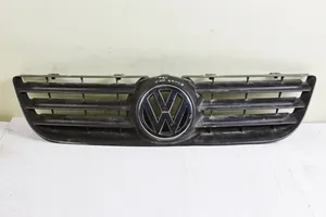 Volkswagen Polo IV 9N3 Etupuskurin ylempi jäähdytinsäleikkö 6q0853653e