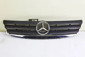 Mercedes-Benz A W169 Etupuskurin ylempi jäähdytinsäleikkö A1698850074
