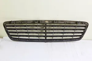 Mercedes-Benz C W203 Atrapa chłodnicy / Grill a2038800183