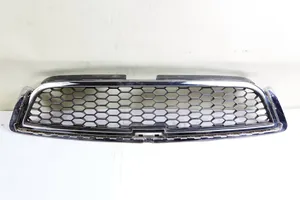 Chevrolet Captiva Front bumper upper radiator grill 9694517