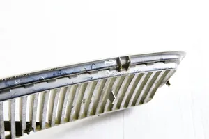 Volvo S40, V40 Grille calandre supérieure de pare-chocs avant 803301