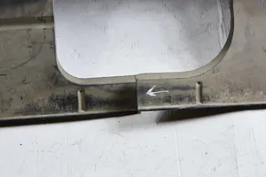 Opel Vivaro Front bumper upper radiator grill 623104066R